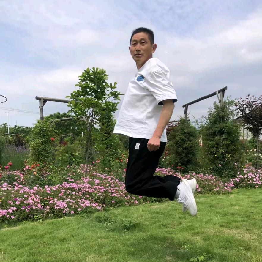 春哥.