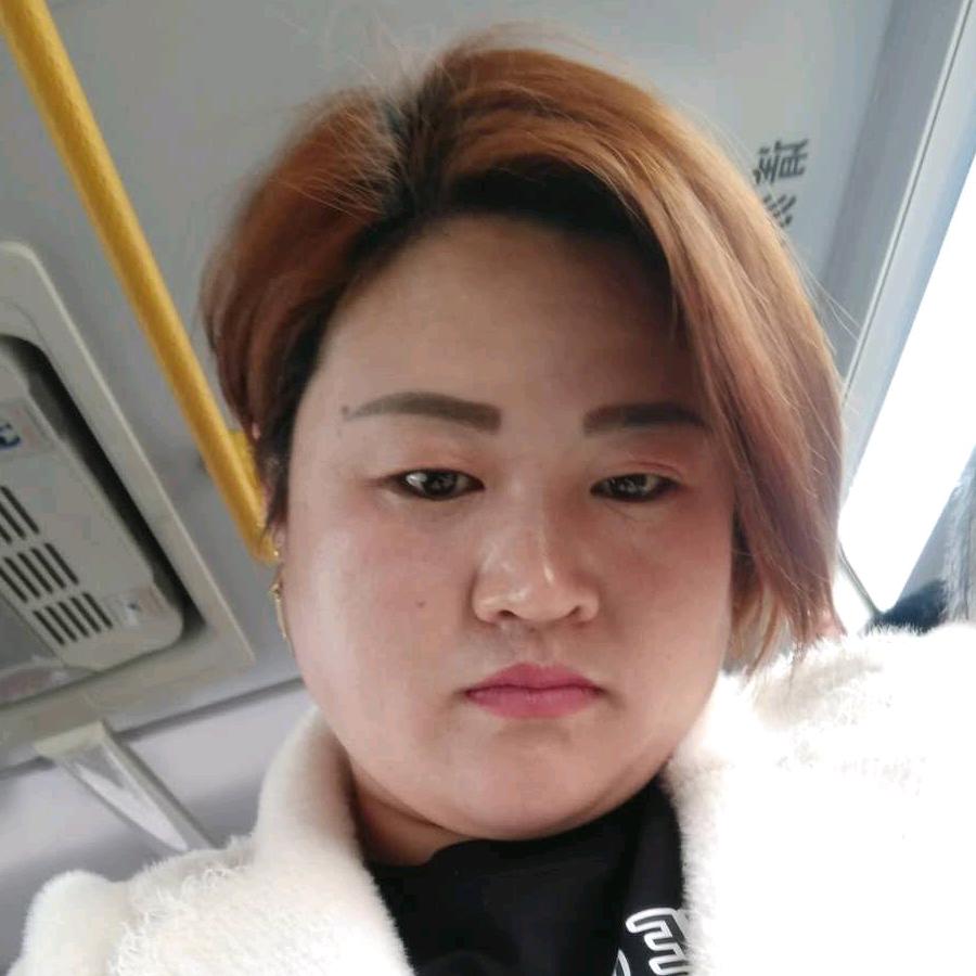 李静