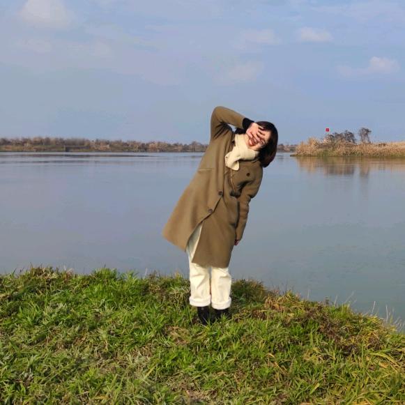 小VV