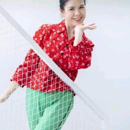 演员桂花姐（颜小惠）