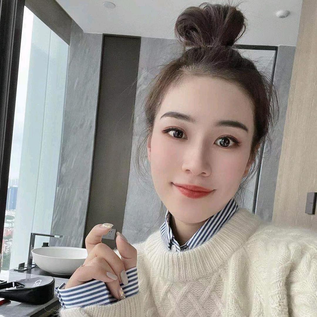 美慈轻奢服饰店