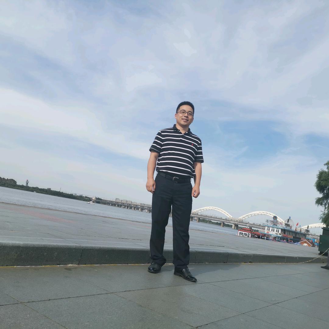 用户名68256879头像