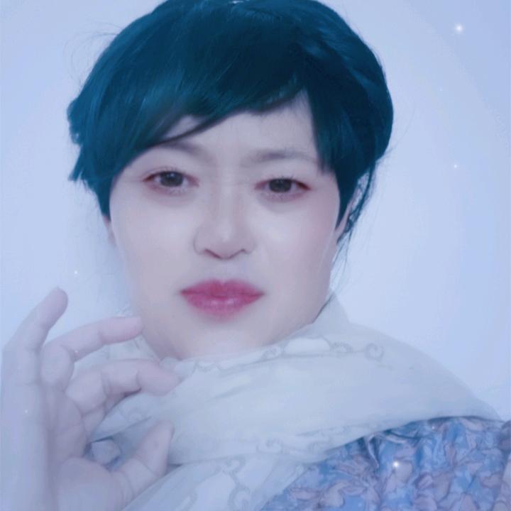 开心姐。