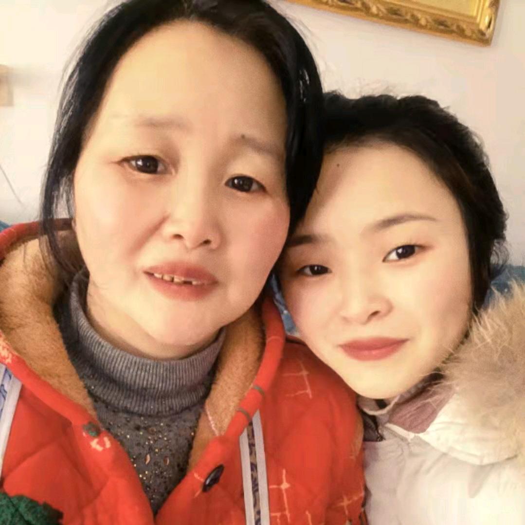 爱你的露露