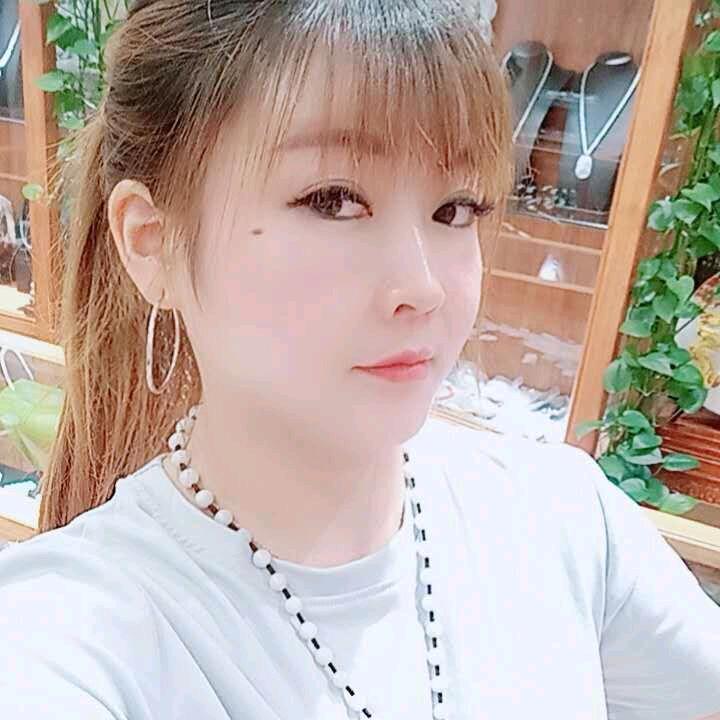 花妮(恩师张妮)