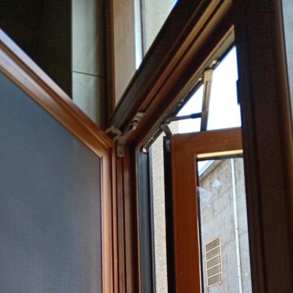 荣华门窗（设计定制安装一站式服务）