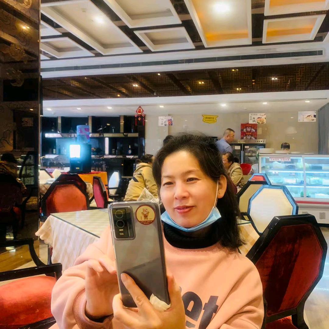 杨素萍
