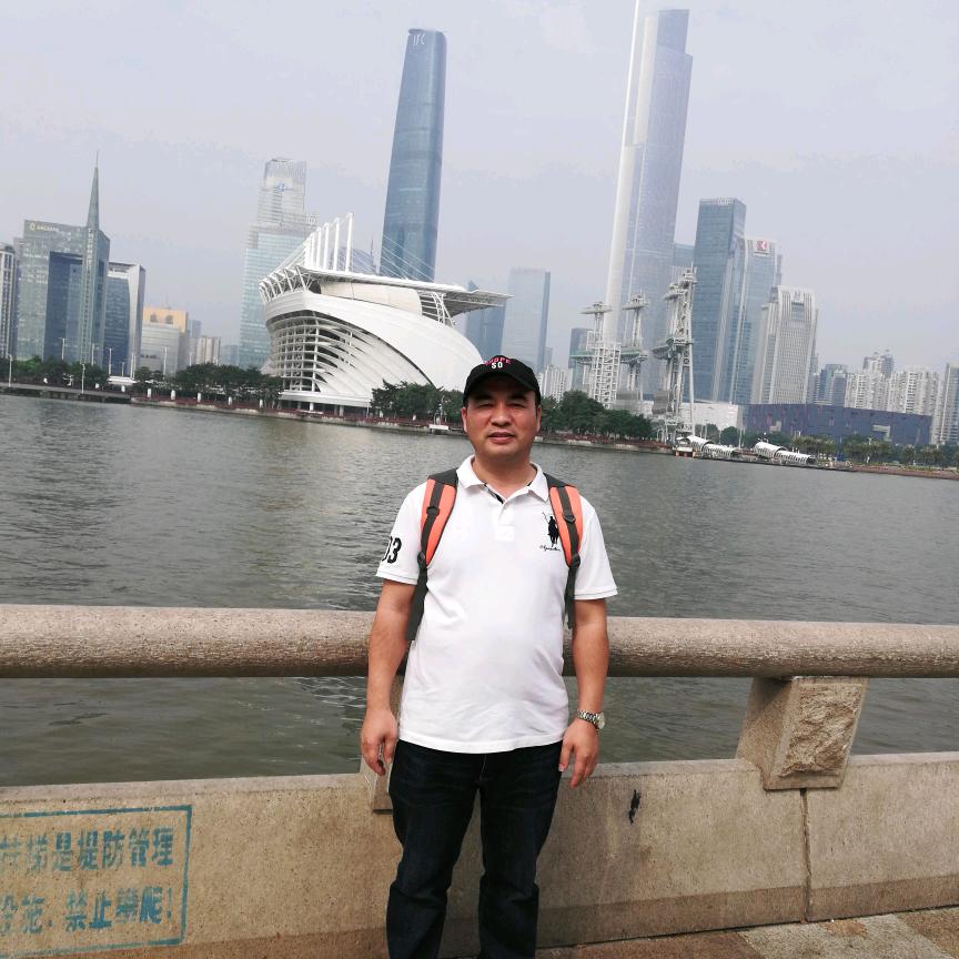 邻家小明