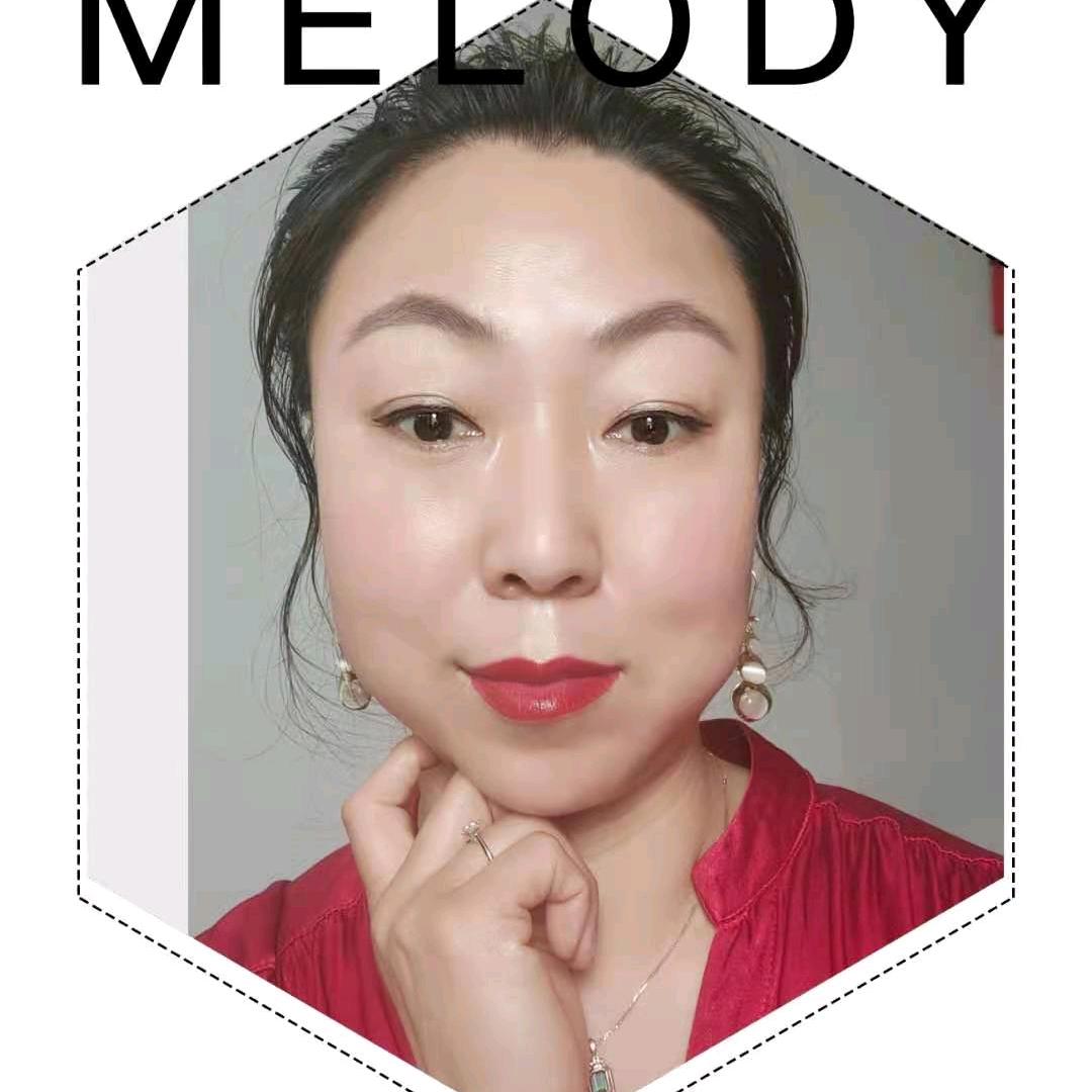 山沟里的黑丫头