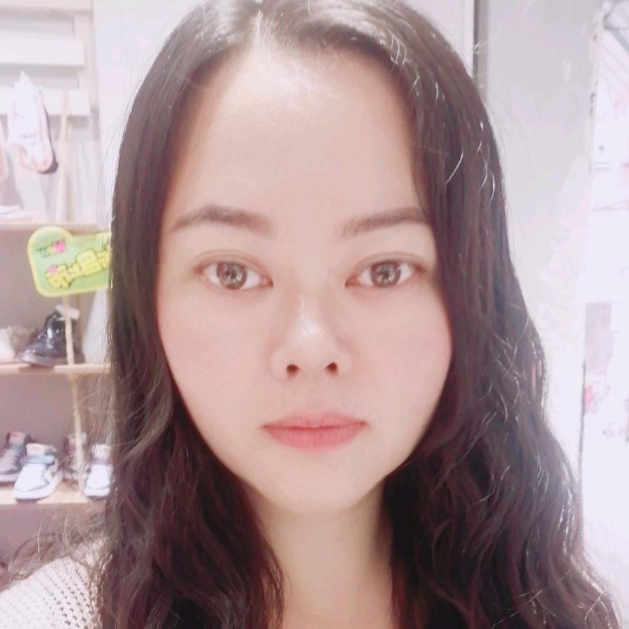 龙山好莱客百V全屋定制甘姐