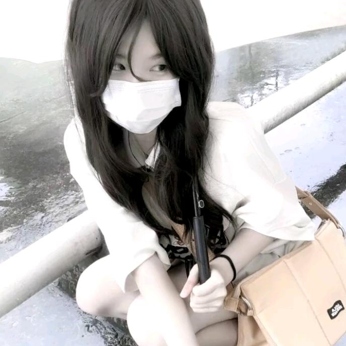 AAAaa专业搞笑女