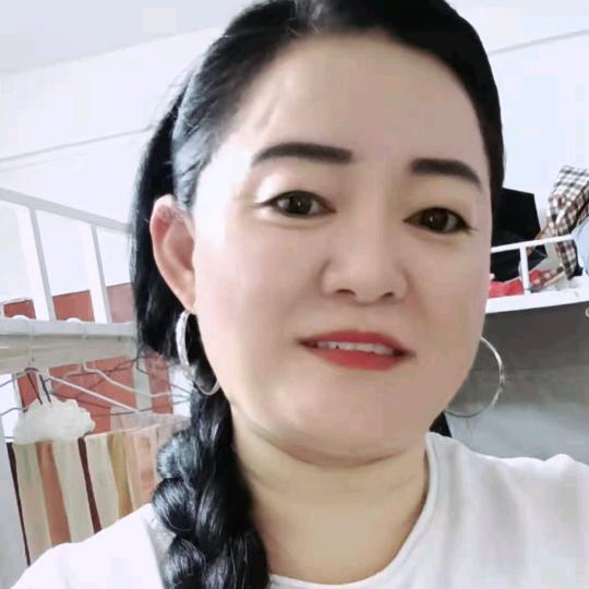 张姐.