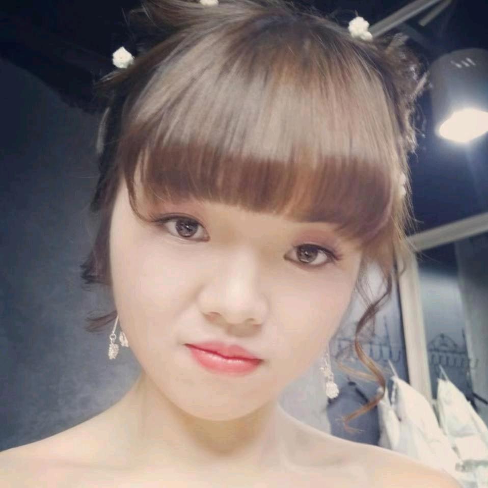 4个孩子的（妈妈）小谢