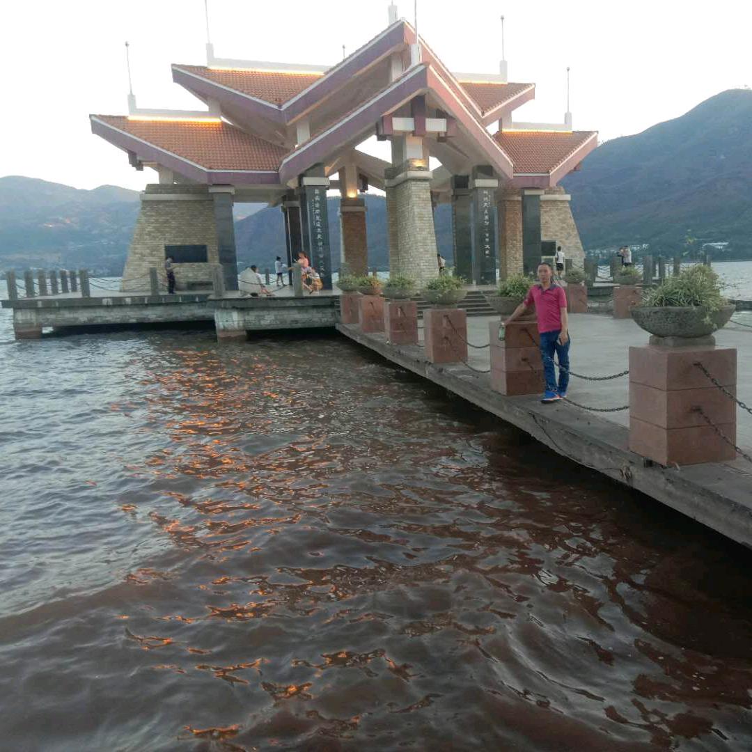 笑畏余生