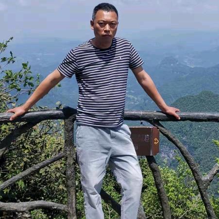 信宝精品二手车宽