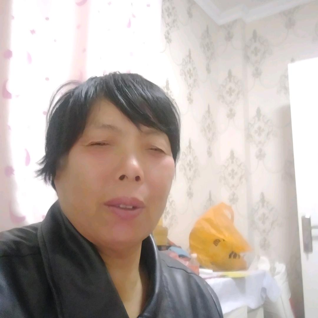 唐苏琴