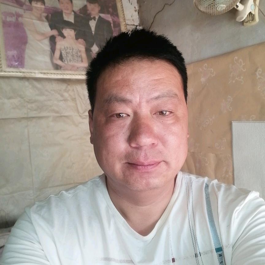 楚楚董人