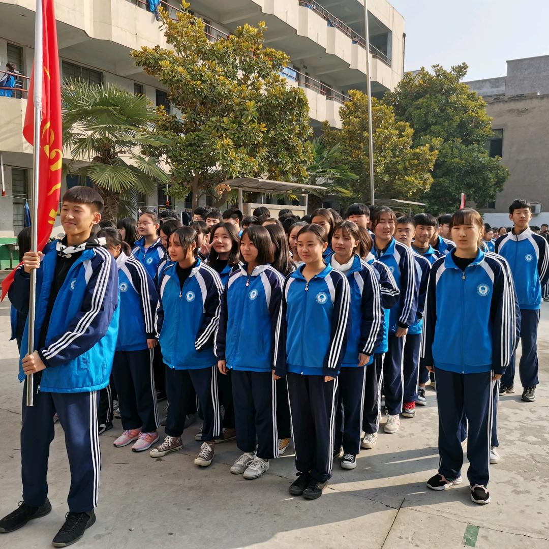当班主任的体育老师