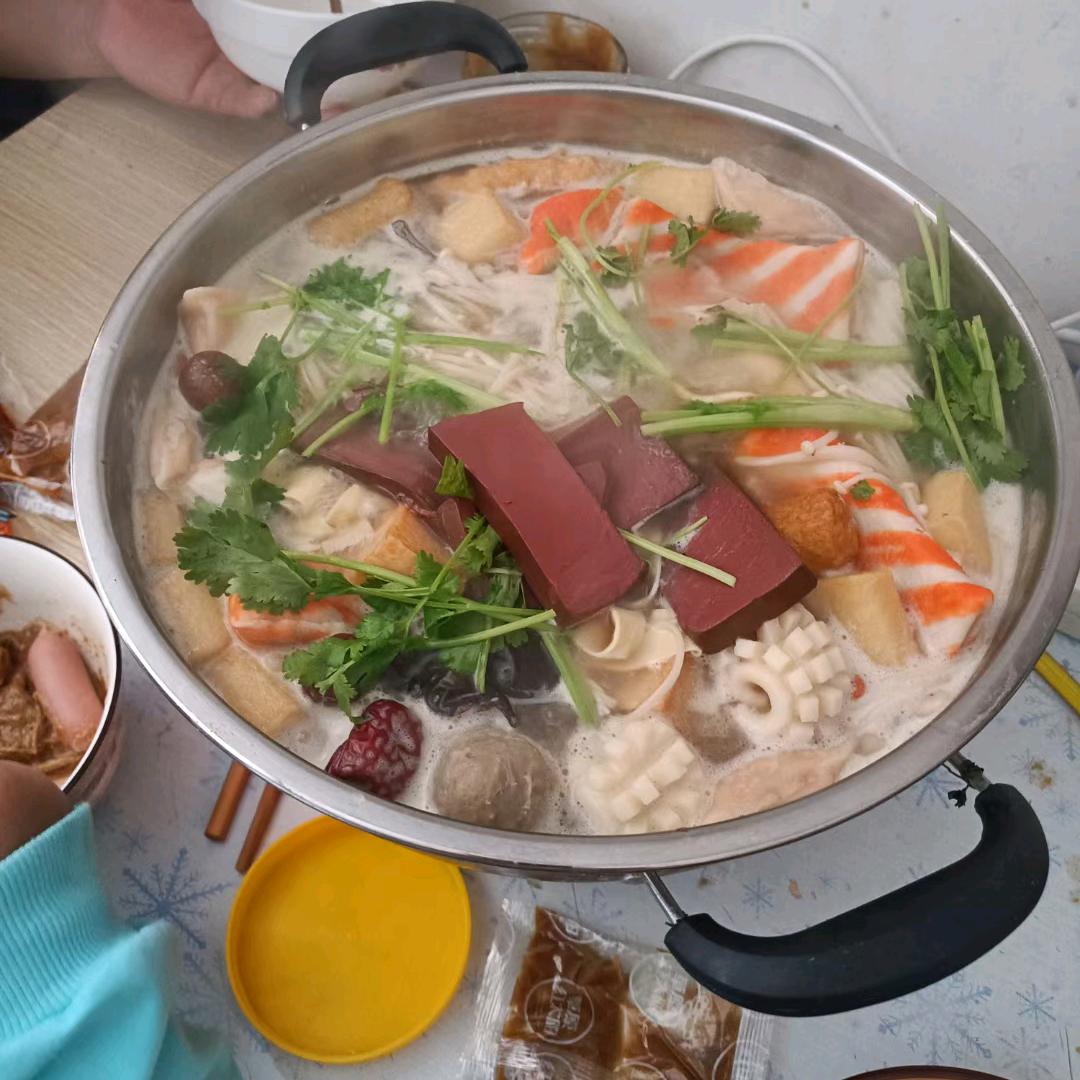 一起吃火锅啊