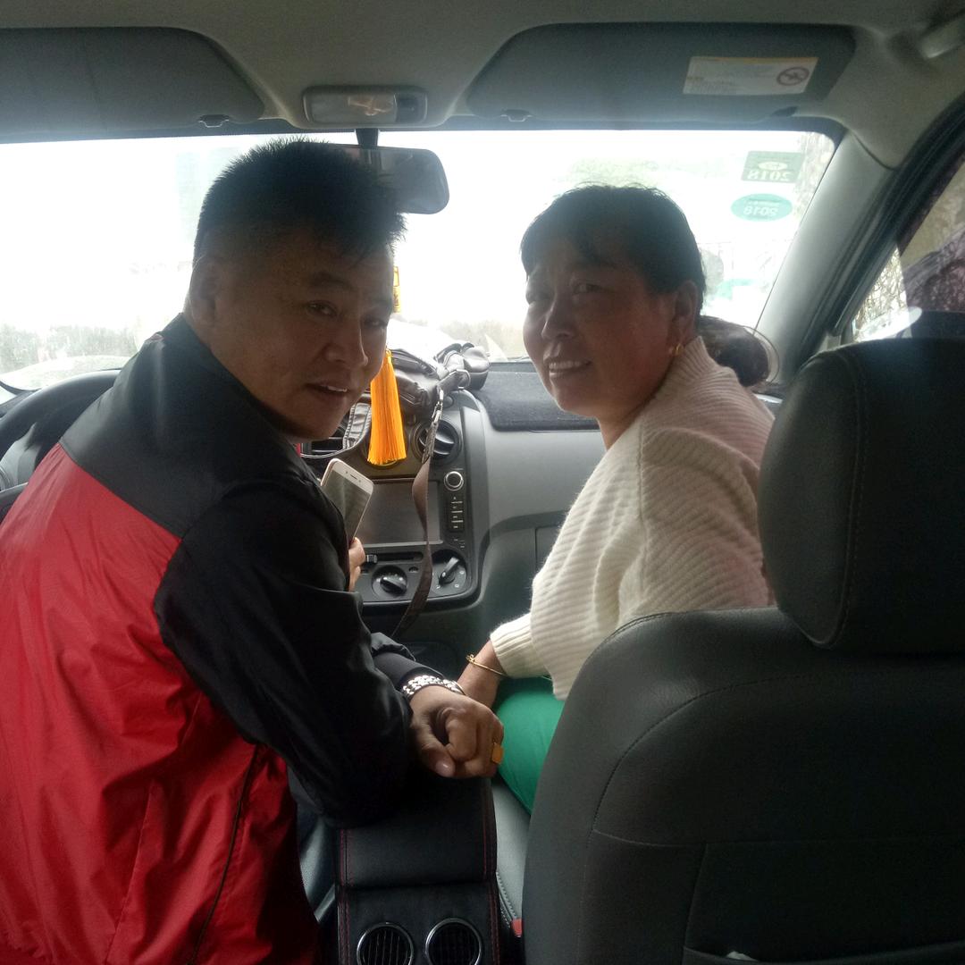 爱跳舞的王大姐