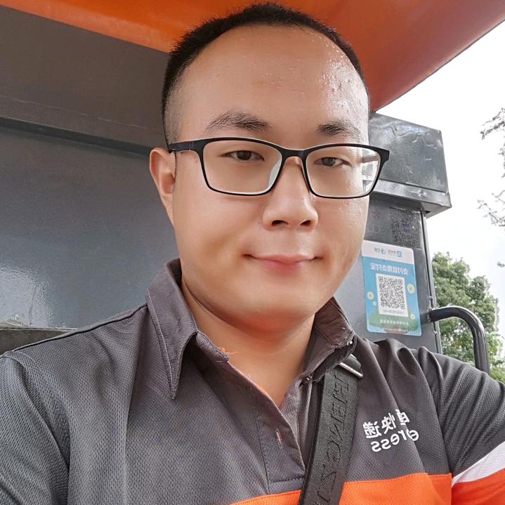 申通快递小哥