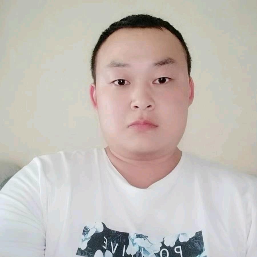 蓝色土儿齐