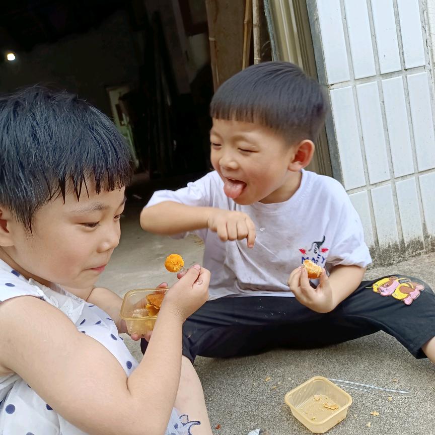 辰兴制衣