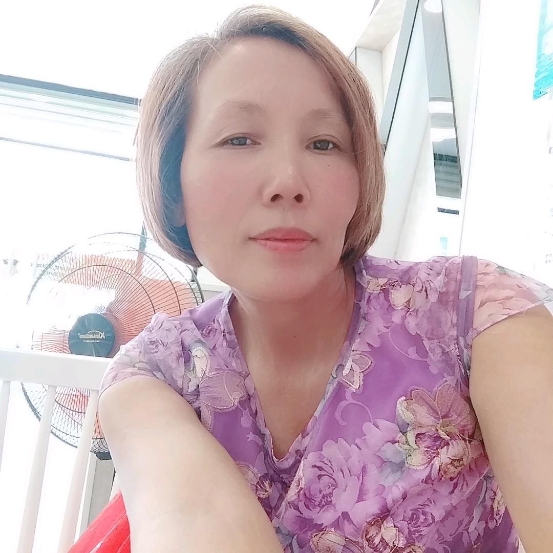 曹杨娟，《晚上八点半首播》