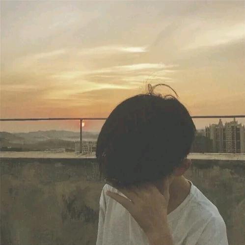钱小小