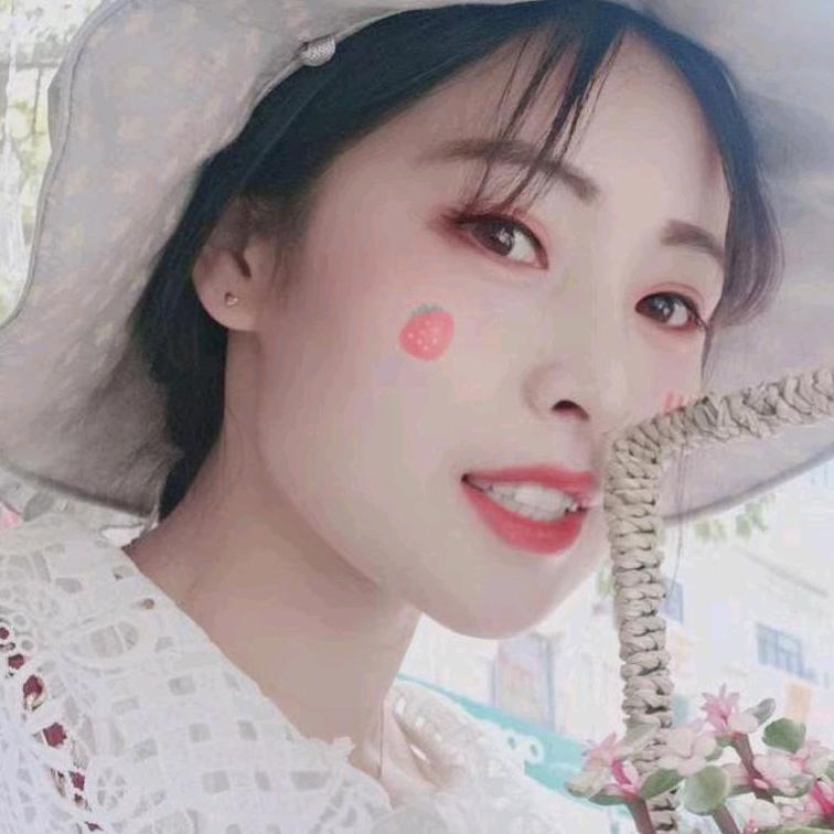 小婷婷🎤（每晚6.40开播）