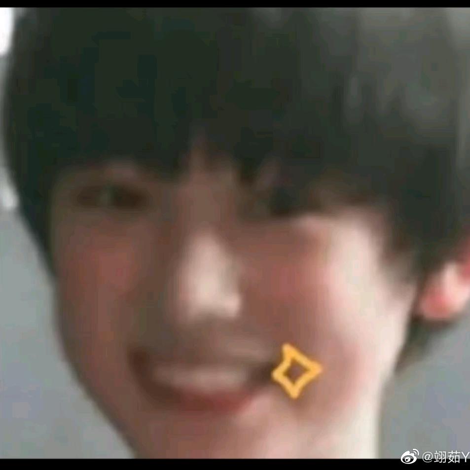 小雪❆头像