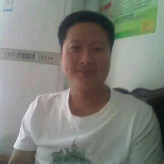 策马奔腾（专业承包脚手架搭拆）