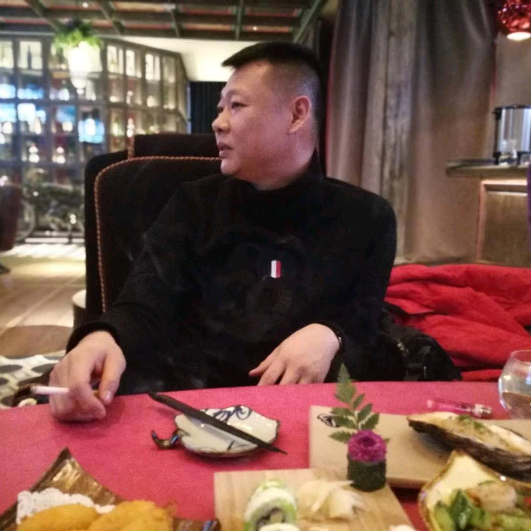 乌鲁木齐顺德伟业二手车