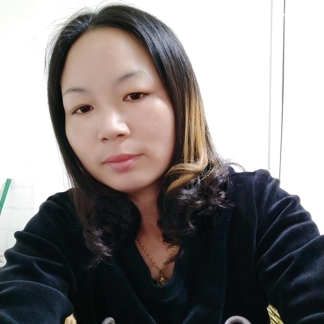 幸运儿首播橱窗里生活用品分享