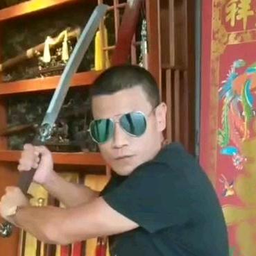罗（愿妮三冬暖）