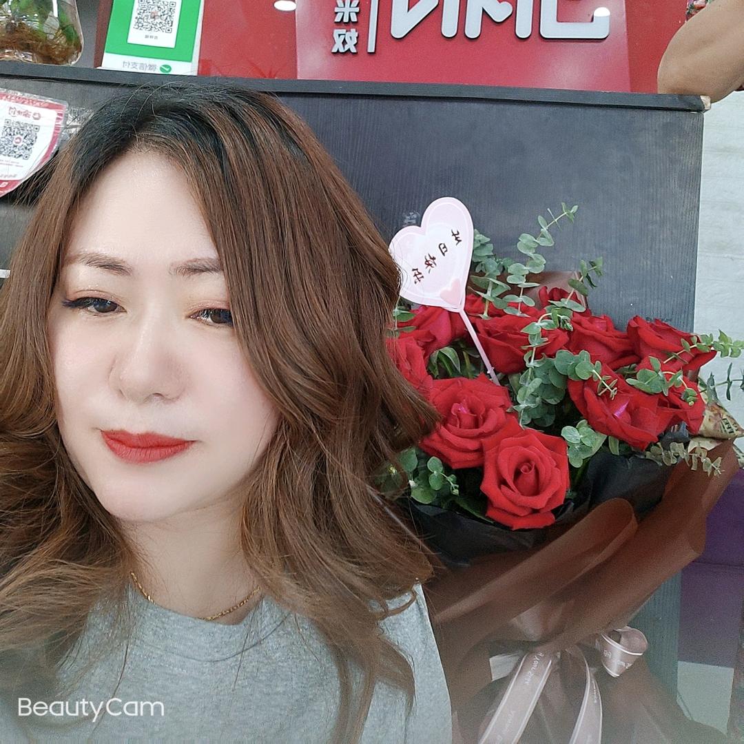 龙潭韩衣寻女装和潮赐男装