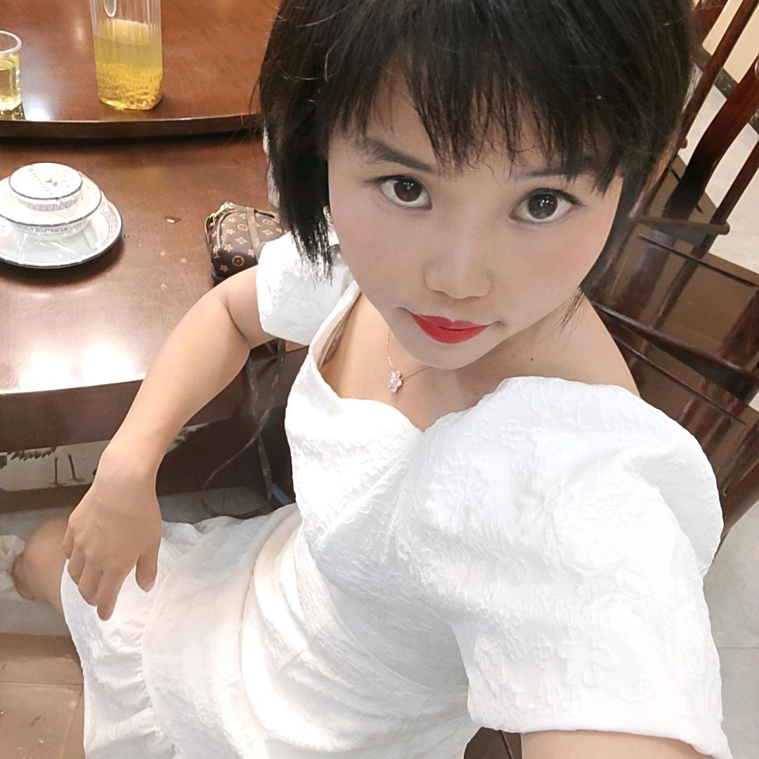 择人先问心，爱人先爱己。