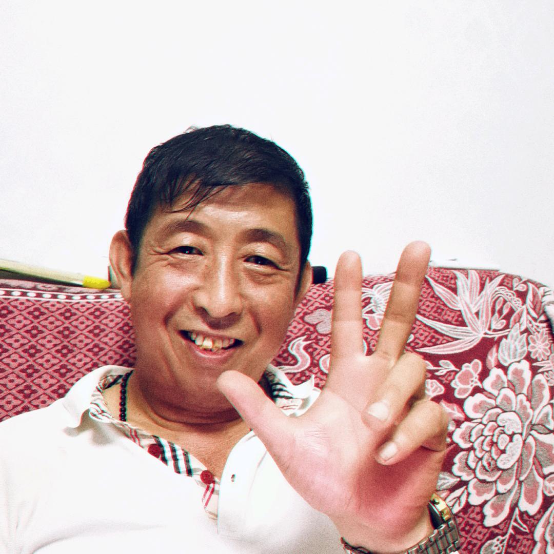 伤感的60后  老马