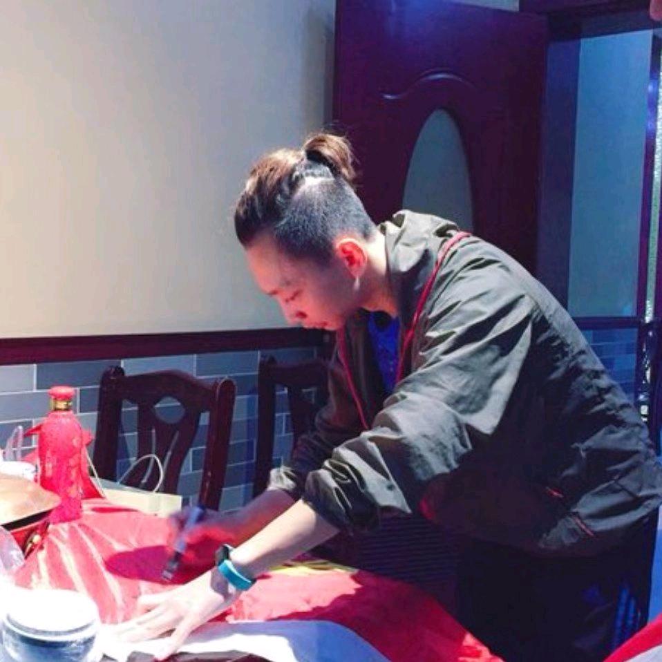 广州        强仔