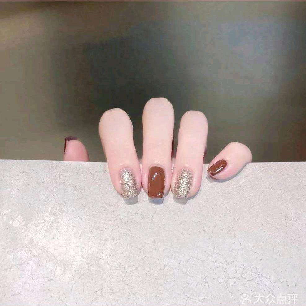 叶子萌