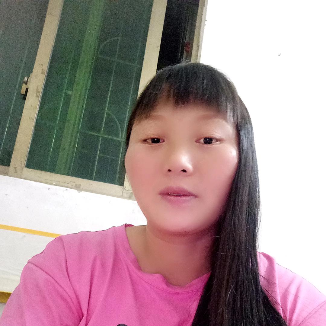 何晓双