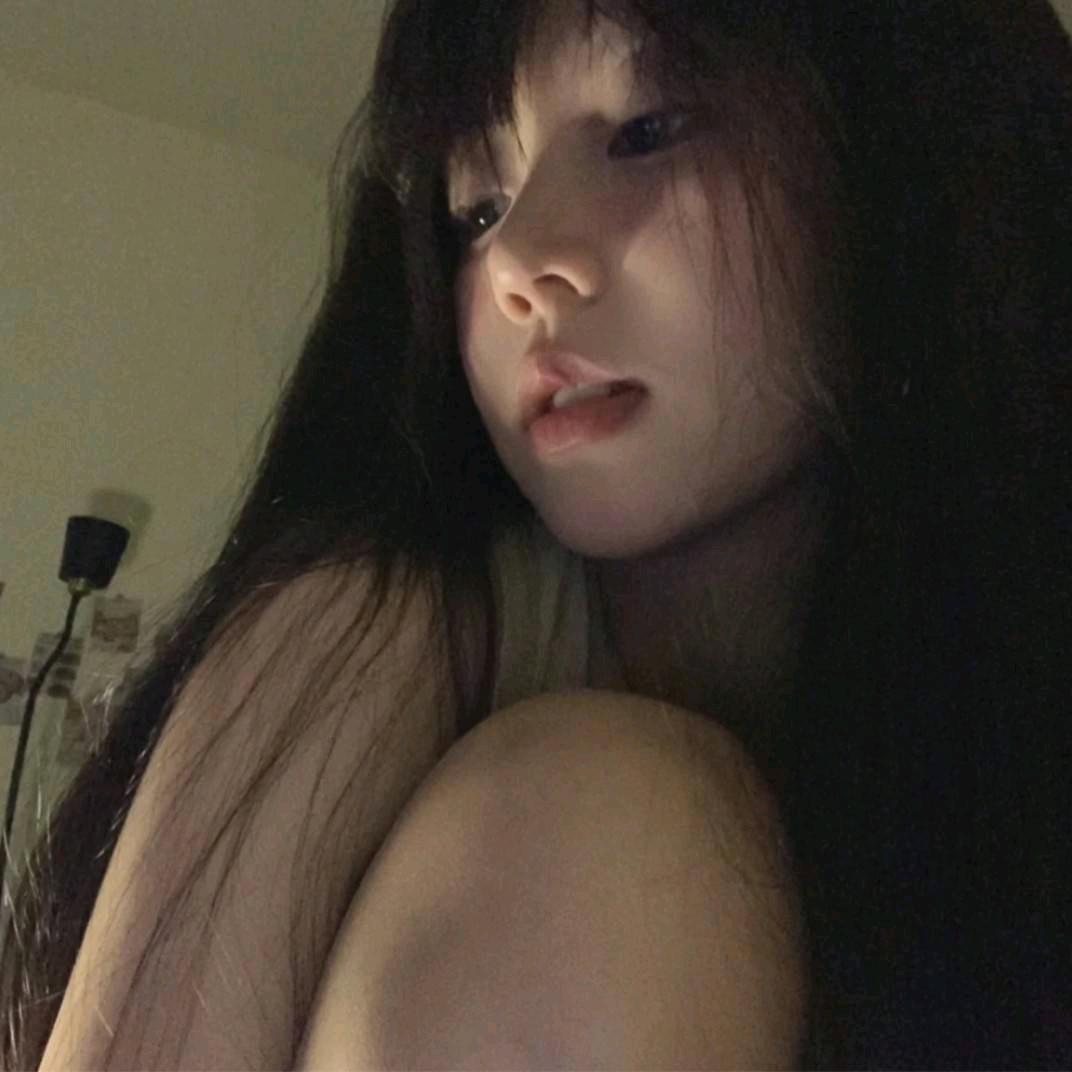 笨蛋美女