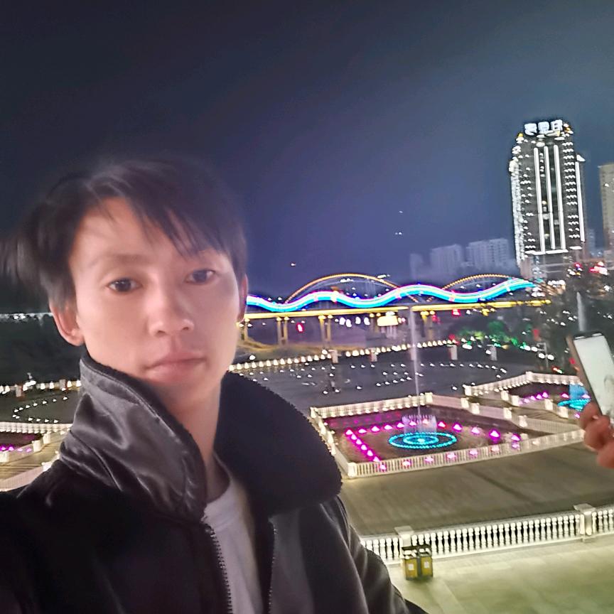 @余兄诱蜂养蜂