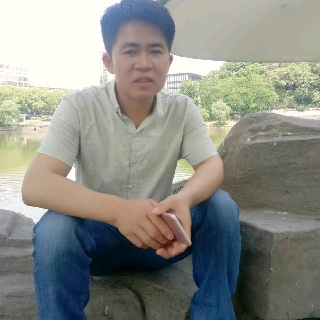 爱唱歌的小气泡