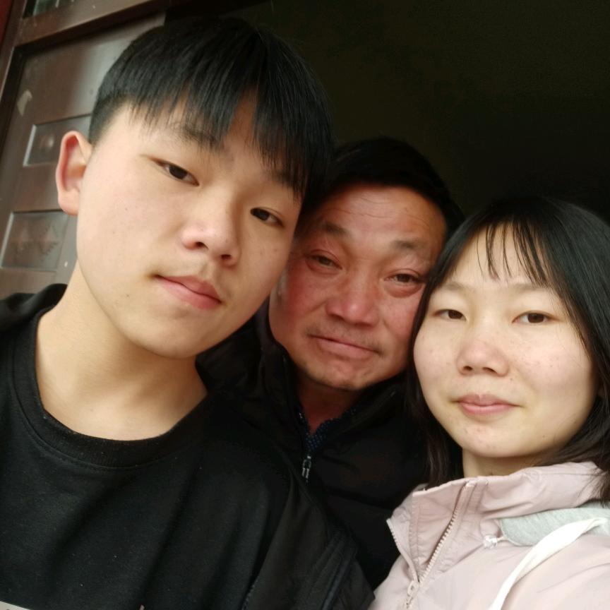 周国芳