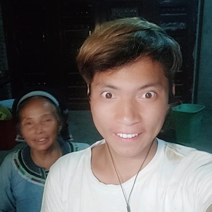 小秒（招女搭档）