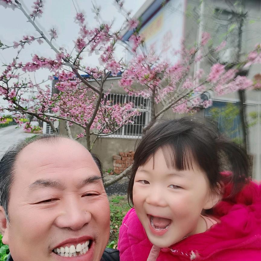 清晨的早练满口香卤菜