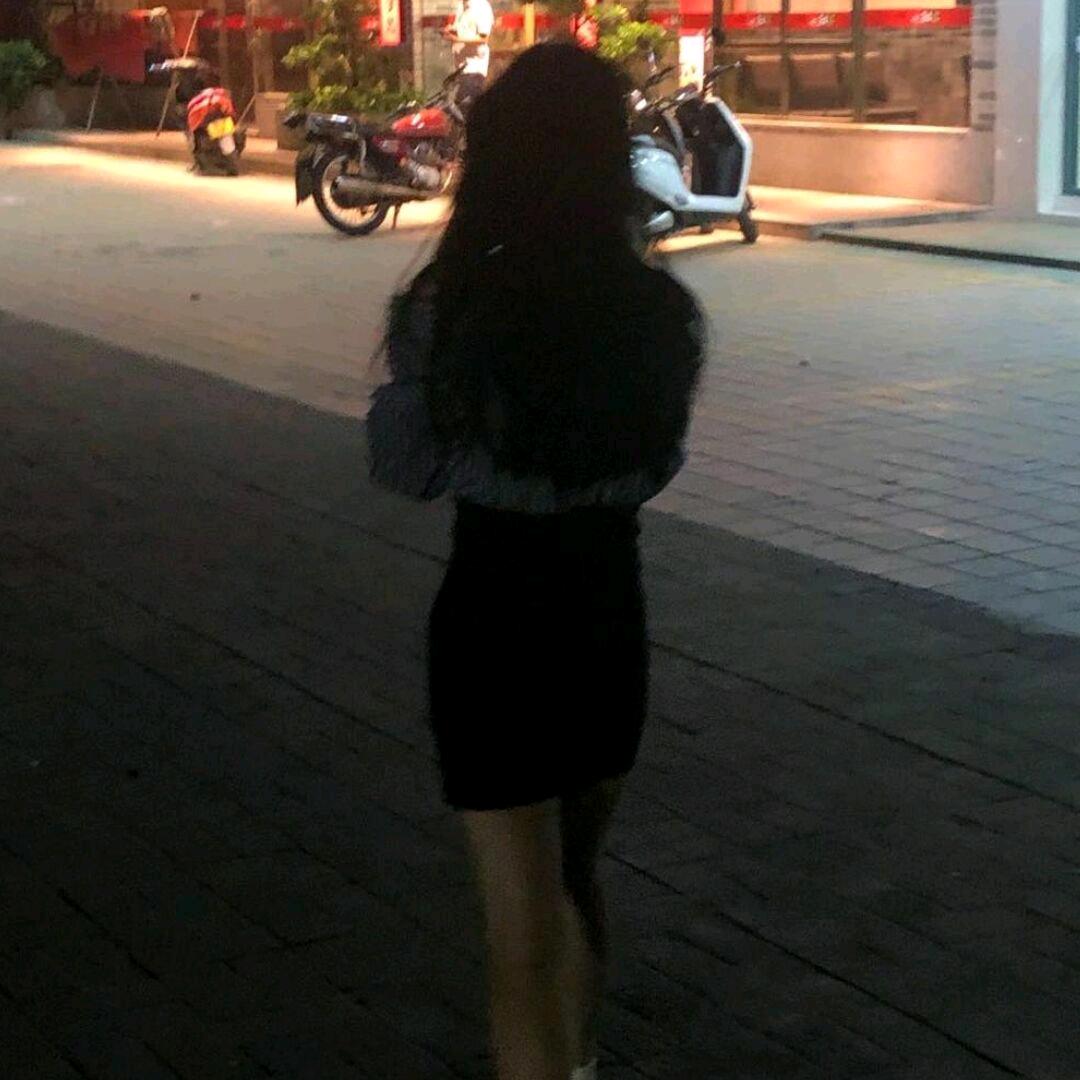 只想吃吃吃