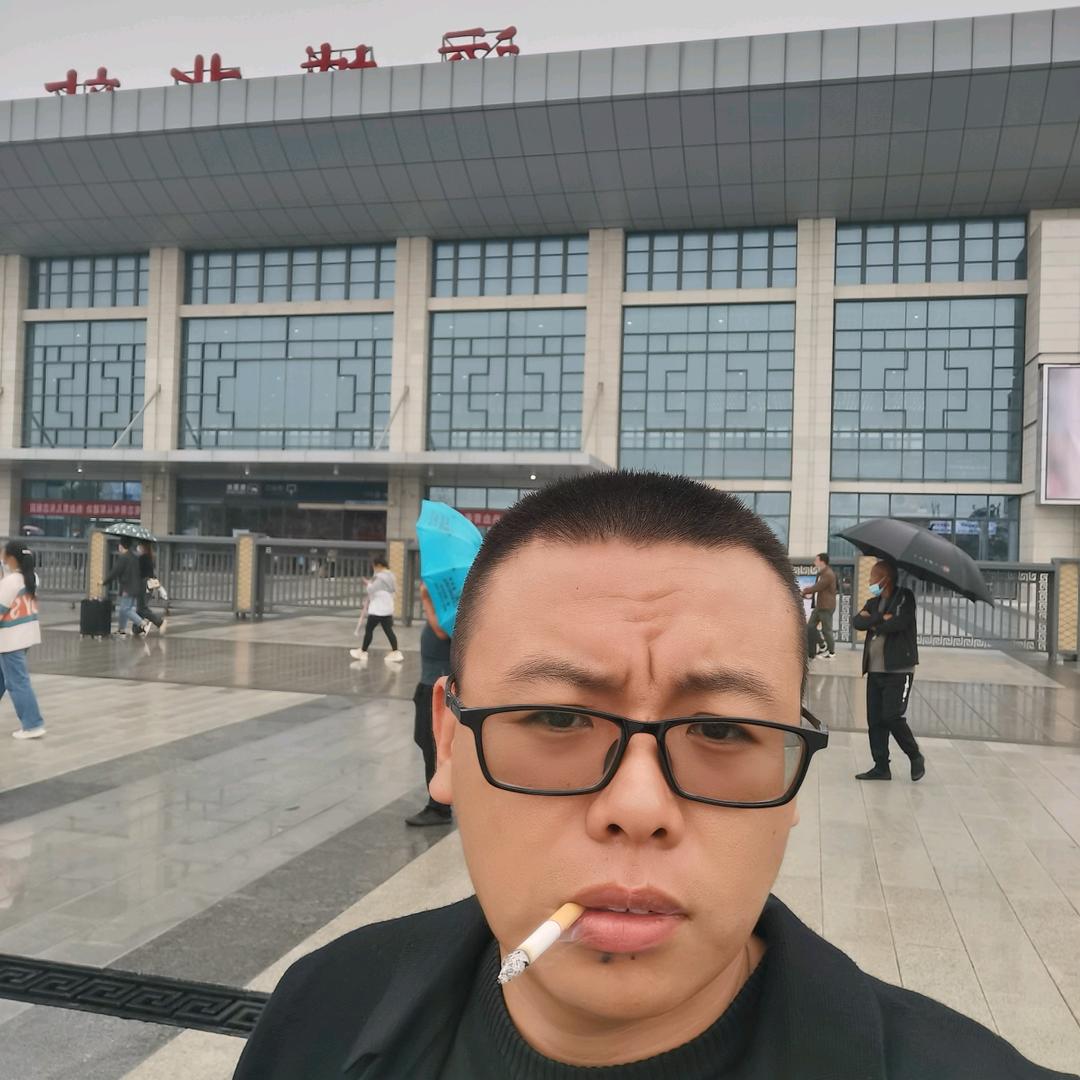 两渡华瑞汽服，