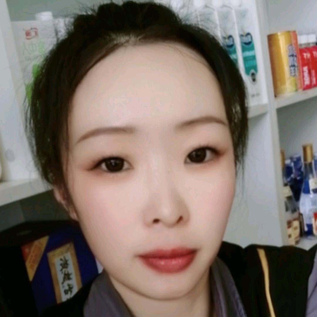 体育场 东北一家人（英子姐姐）